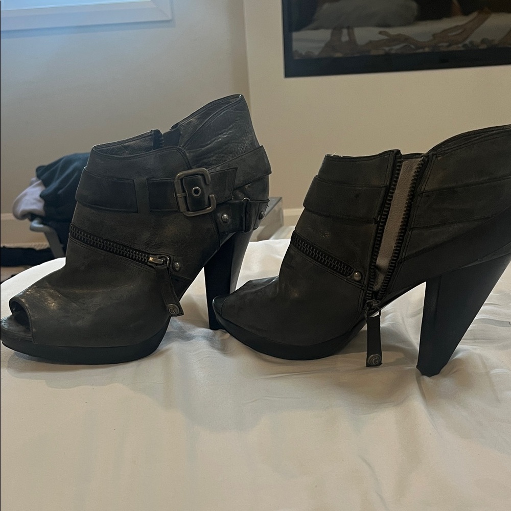 Guess Black Peep-Toe Heeled Boots